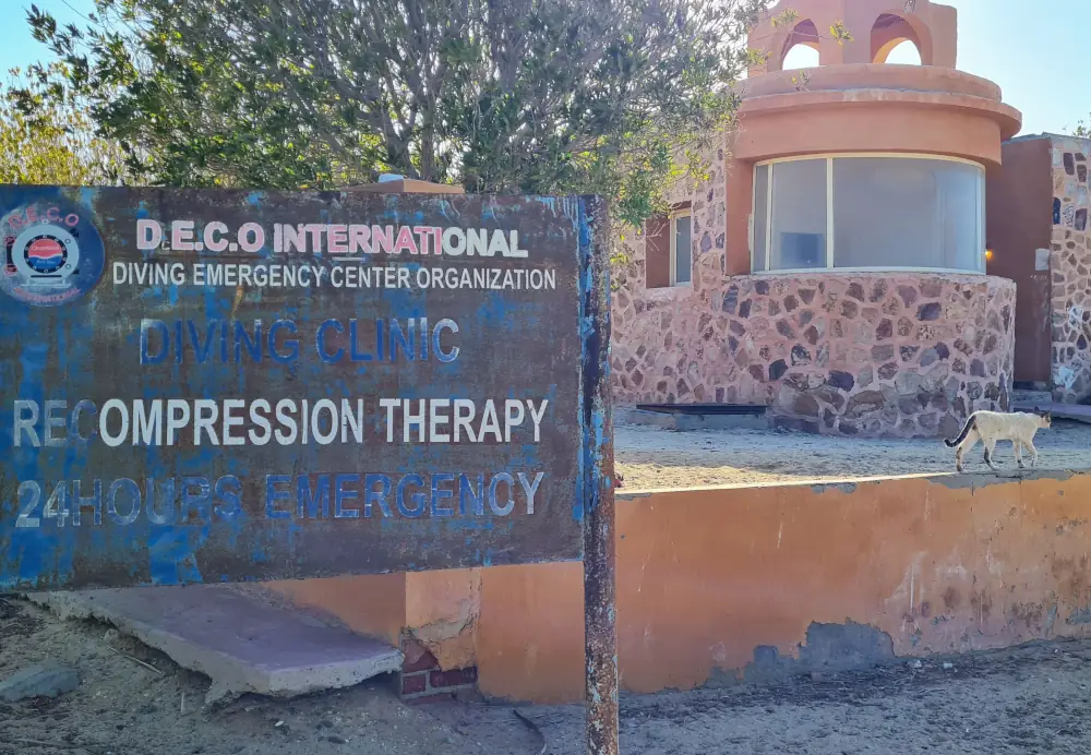 Hamata caisson decompression