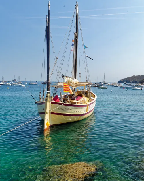 Bateau de Cadaques