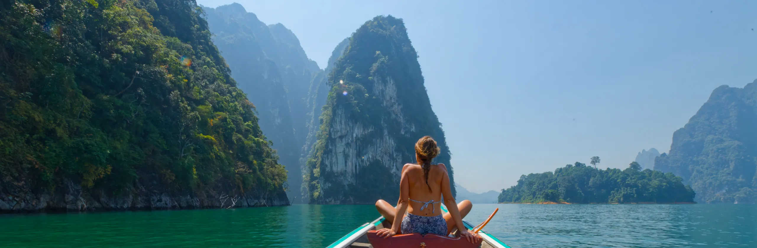 Lac Cheow Lan et Khlong Phanom : excursions autour de Khao Sok entre falaises et jungle