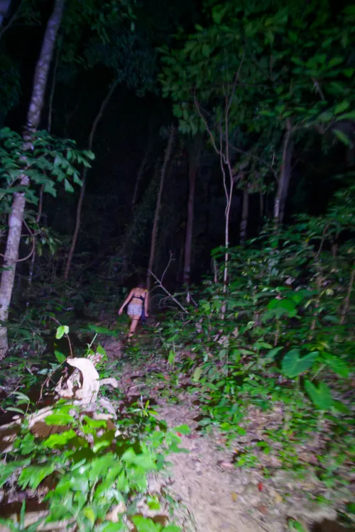 Night walk à Koh Ngai